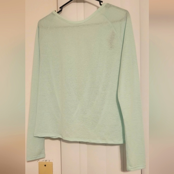 Aeropostal Live love dream open back long sleeve Is size small, teal - Picture 2 of 5